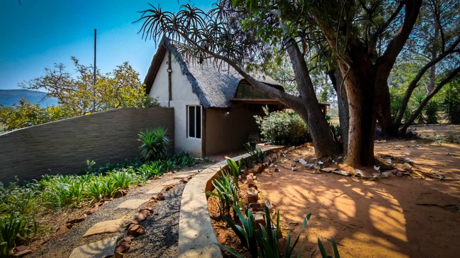 10 Bedroom Property for Sale in Hartbeespoort Rural North West